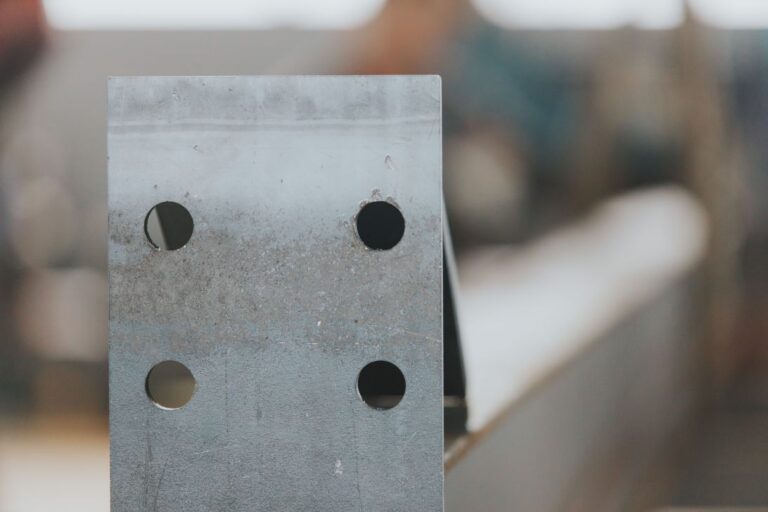 Stahlbau-metal-details-in-the-factory-close-up-2025-02-09-00-26-35-utc